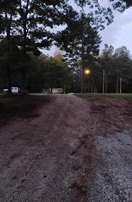 Southern Comfort RV park and campground Picture 9