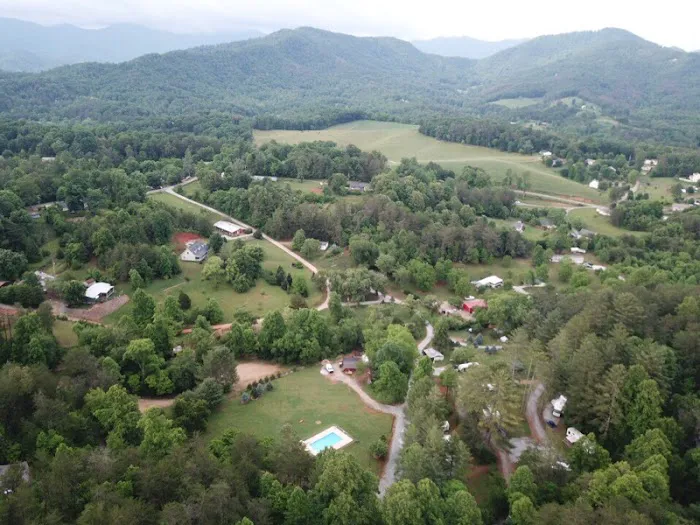 Rose Creek Campground & Cabins Picture 10