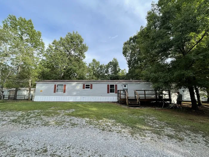 Magnolia Mobile Home Park Picture 1
