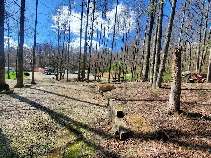 Rock Hollow Campground Picture 10