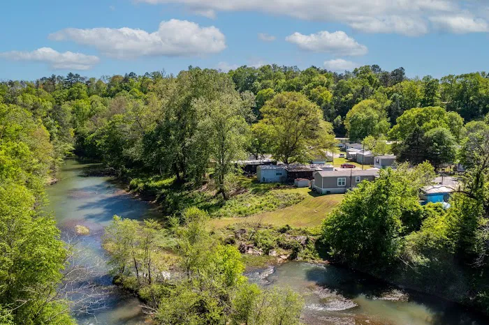 Cahaba Mobile Home Estates Picture 2
