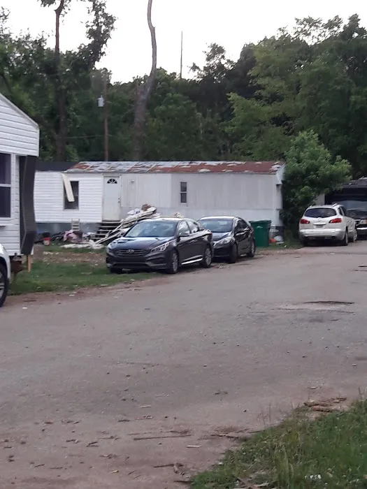 Rusk Mobile Home Park (Monza Properties) Picture 1