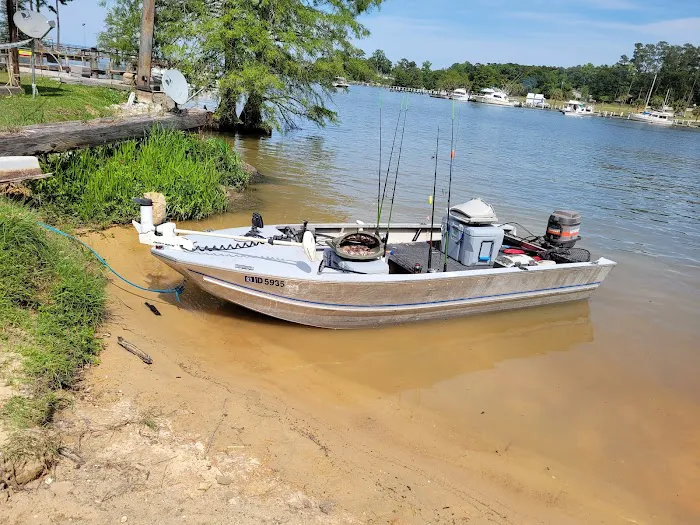 Mill Creek Marina and Campground Picture 3