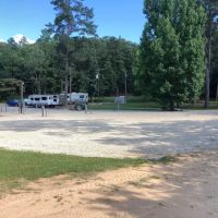 82 RV Park ico