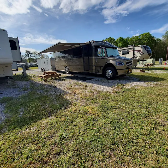 Jolly Acres Camp & Storage Picture 1