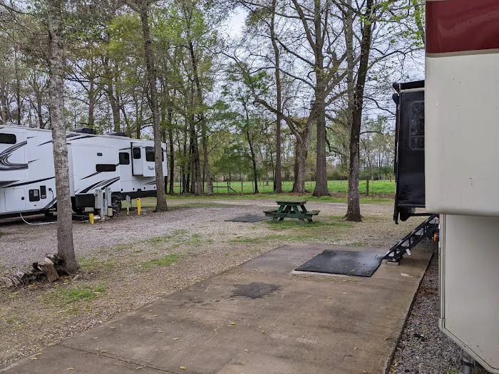 Jolly Acres Camp & Storage Picture 5
