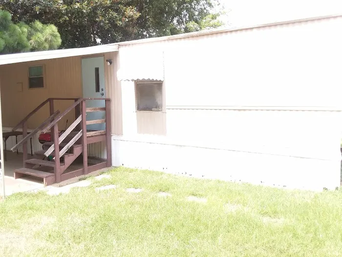 Airbase Estates Mobile Home Park - Lots For Rent, Clubhouse, Picnic Pavilion! Picture 6