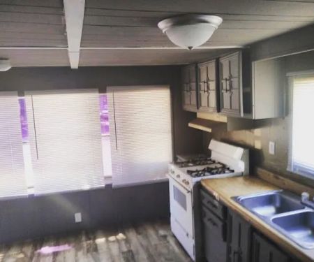 Airbase Estates Mobile Home Park - Lots For Rent, Clubhouse, Picnic Pavilion!