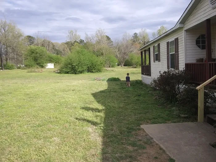 Daisy City Mobile Home Park Picture 2