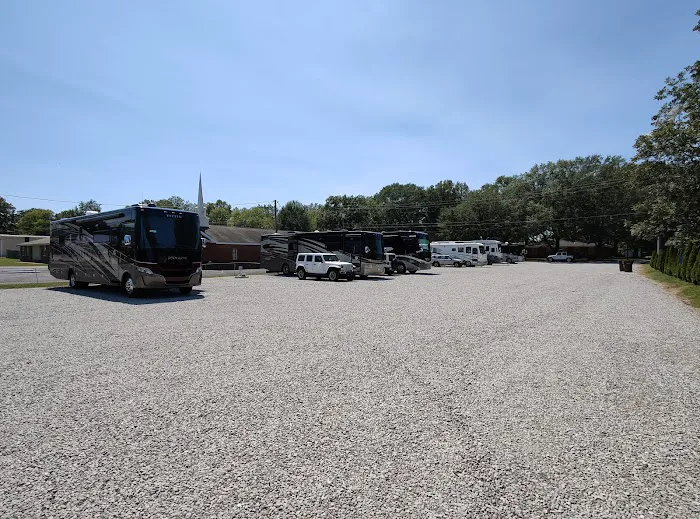 Red Bay Self Service RV Park Picture 7