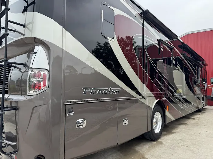 Sabrina’s Rv detailing and Convenient campground Picture 10