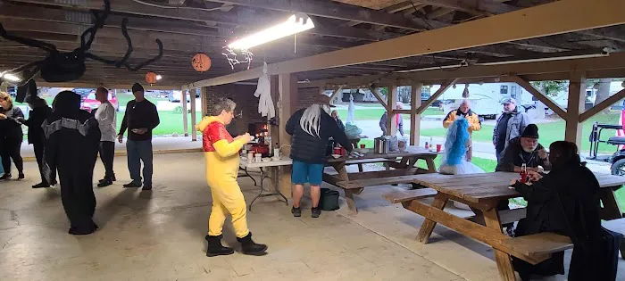 Heritage Lake Campground Picture 5