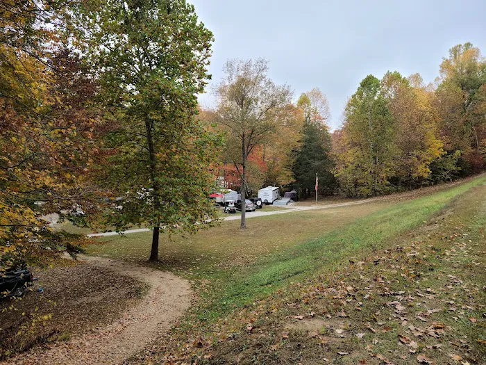 Fallen Rock RV Parke & Campground Picture 2