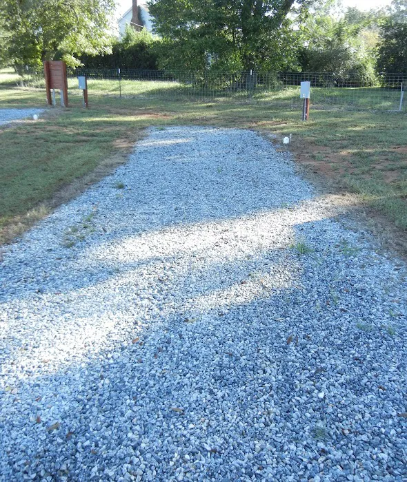 City Limits RV Resort Picture 10