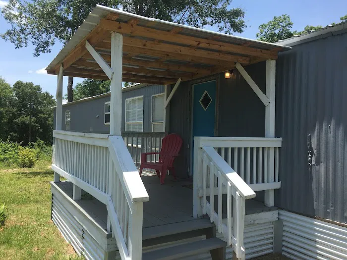 Country Club - Mobile Home & RV Park Picture 3