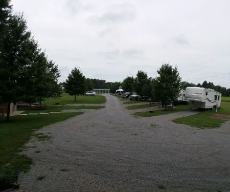 Paradise Cove Campground & RV Park