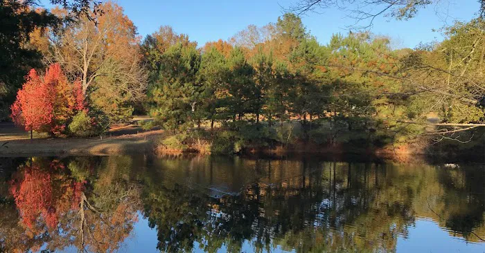 Eden Lake RV Park Picture 5