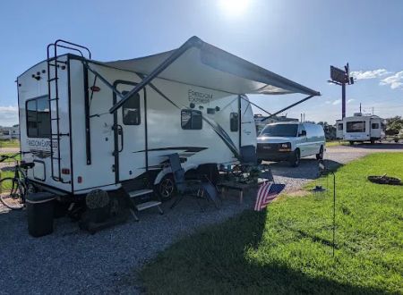 Montgomery South RV Park & Cabins