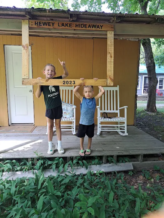 Hughey lake campground Picture 3