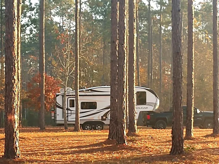 Whispering Pines RV Park Picture 4
