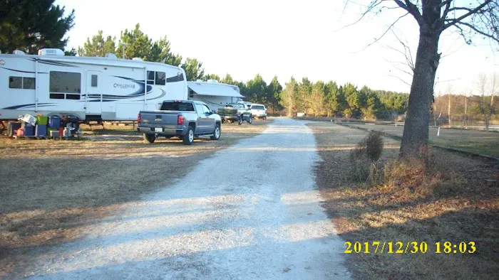 Big Pond RV Park Picture 2