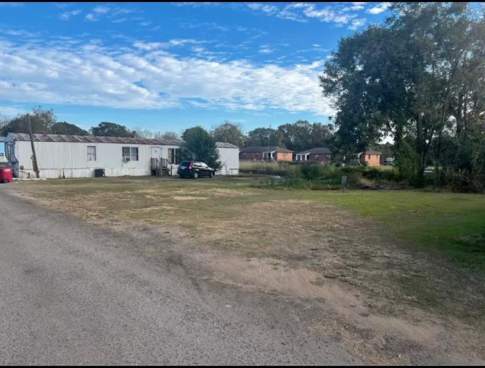 South Central Avenue Mobile Home Park Picture 1