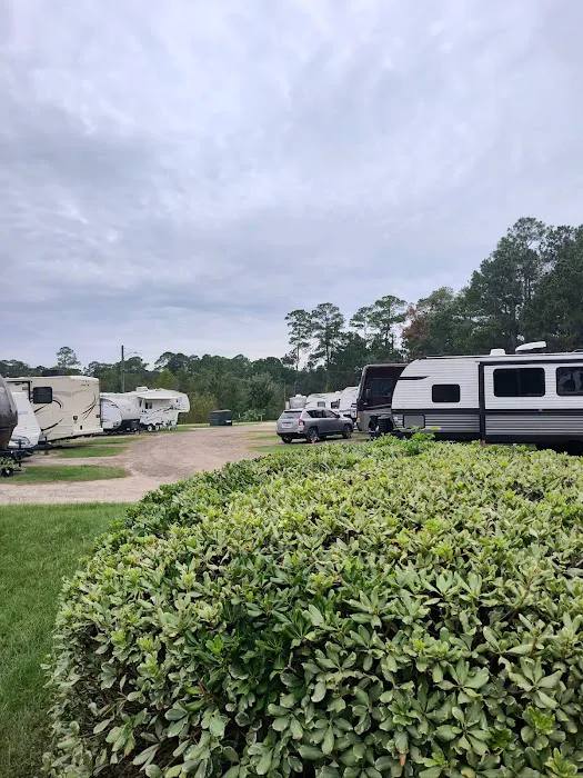 Pines RV Park Picture 5