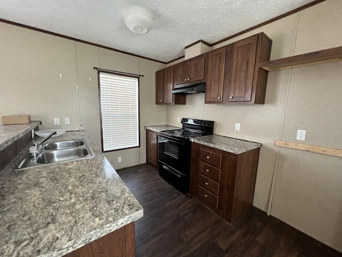Pleasant Hill Mobile Home Community Picture 1