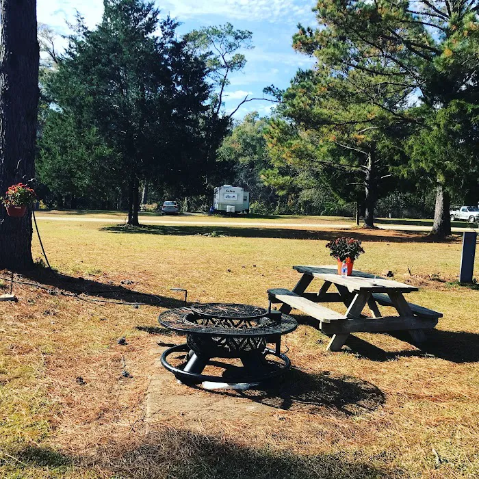 Omussee Creek RV Park Picture 6