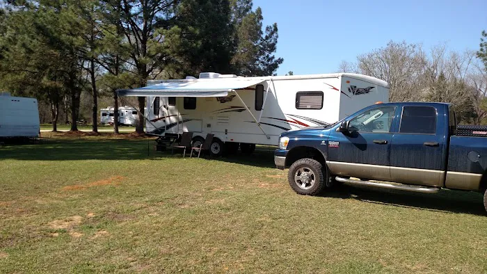 Omussee Creek RV Park Picture 10