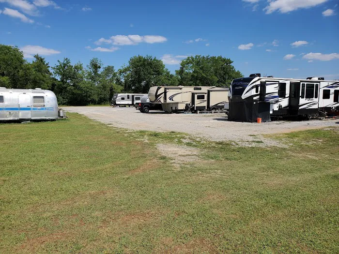 The Gathering Place RV Park Picture 3