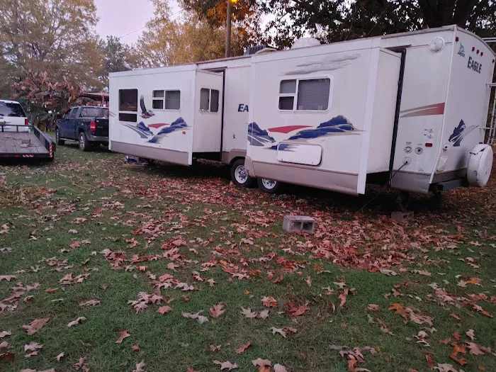 Marys place RV PARK Picture 3