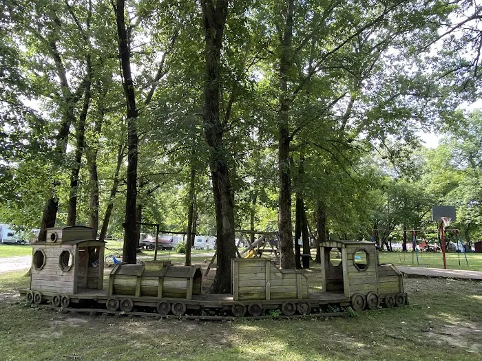 Dream Acres Camp Ground Picture 5