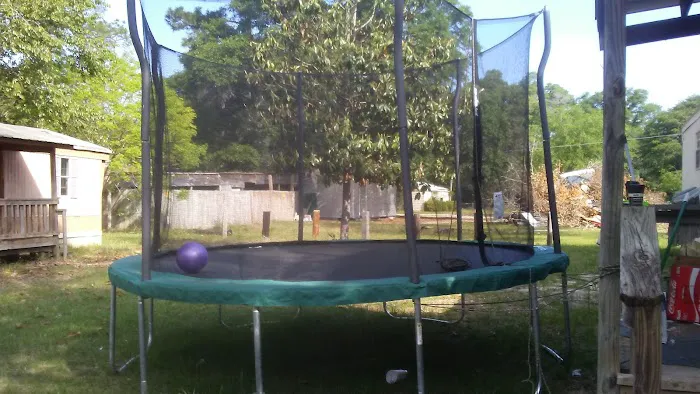 Cypress Lake Mobile Home Park Picture 8