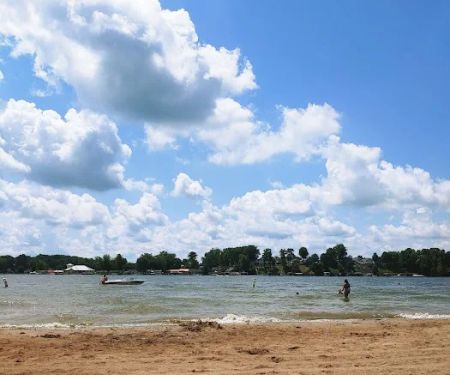 White Oaks on the Lake RV Resort