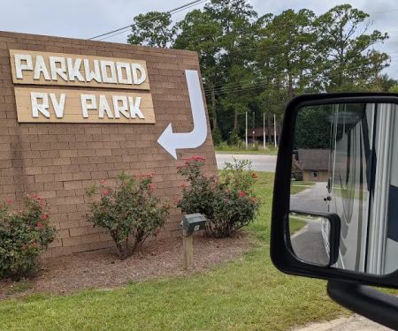 Parkwood Rv Park & Cottages