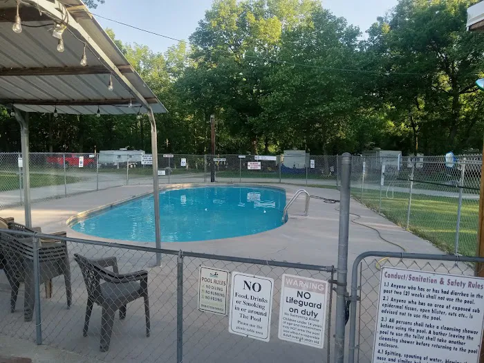 Wolfe's Leisure Time Campground Picture 3