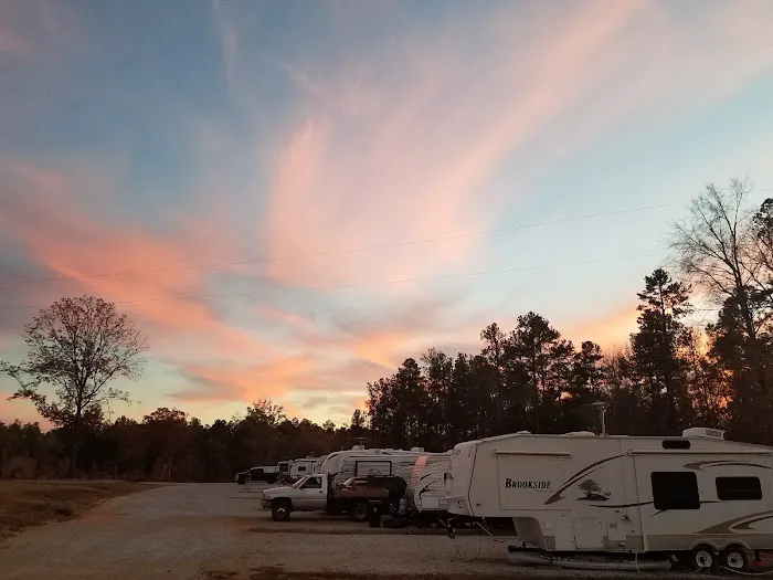 Sunset Ridge Campground Picture 10