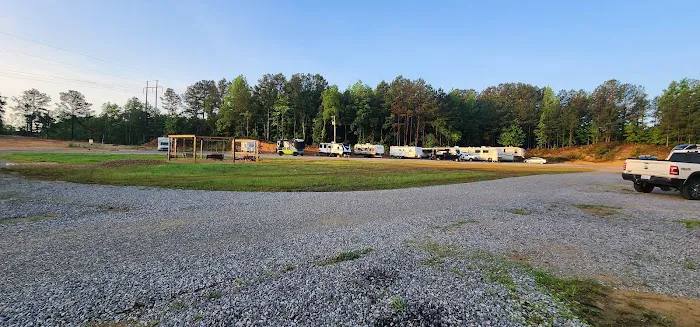 Lakelife RV Park Picture 10