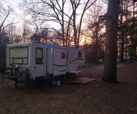 1794 Camper and RV park
