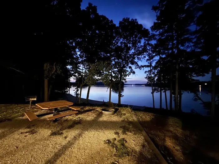 Tugaloo island Picture 1