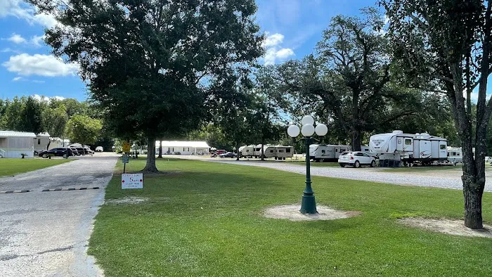 Shallow Creek RV and Mobile Home Park Picture 1