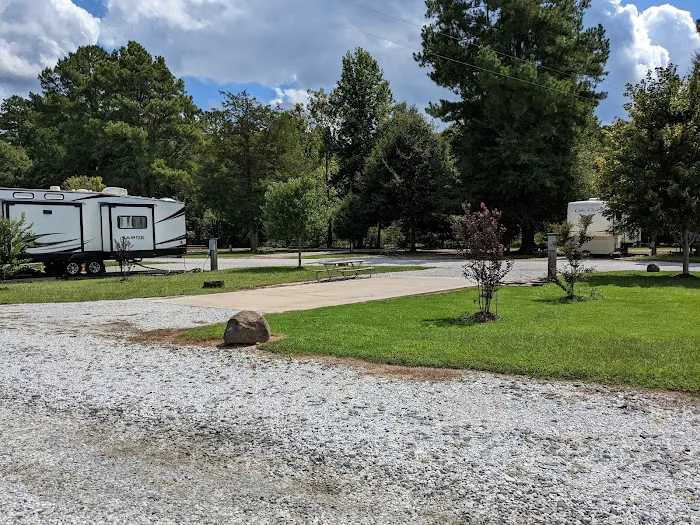 Currahee RV and Campground Picture 1