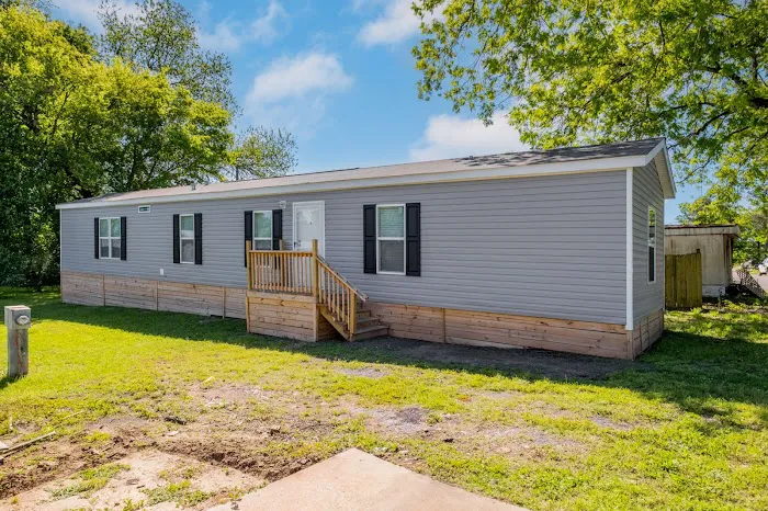 Elm St Mobile Home Community Picture 3