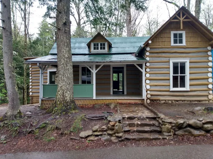 Elkmont Club Cabin #2, Smith Picture 9