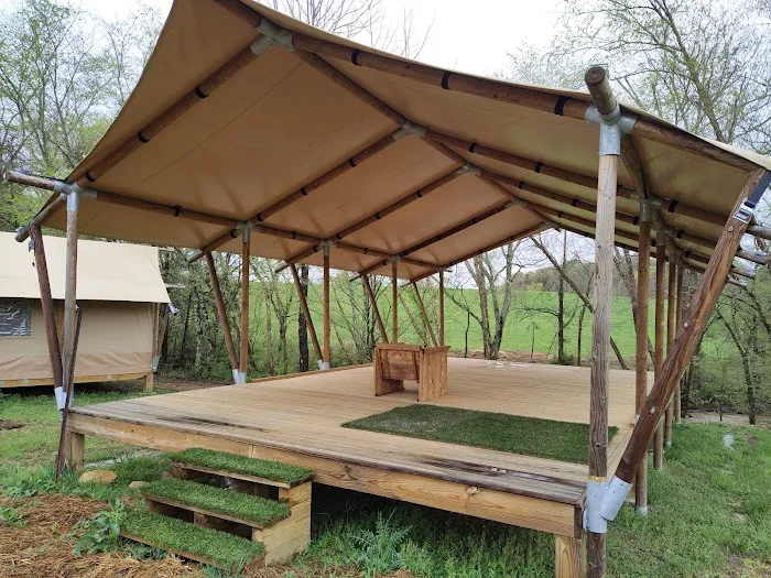 Native Roots Glamping Picture 3