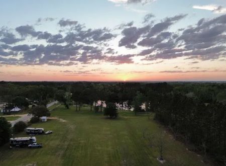 Pecans and Pines RV Park