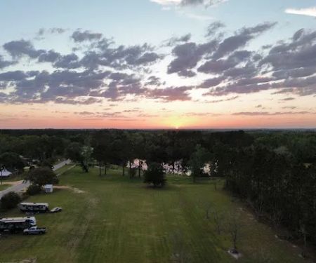 Pecans and Pines RV Park