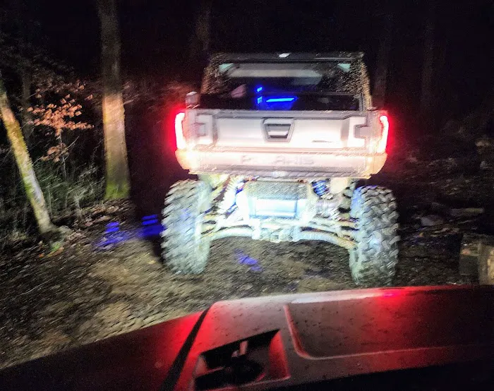 Trails End Campground by the tracks Picture 6