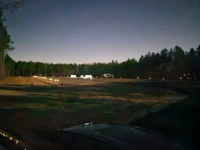 Small Living RV Park Picture 10